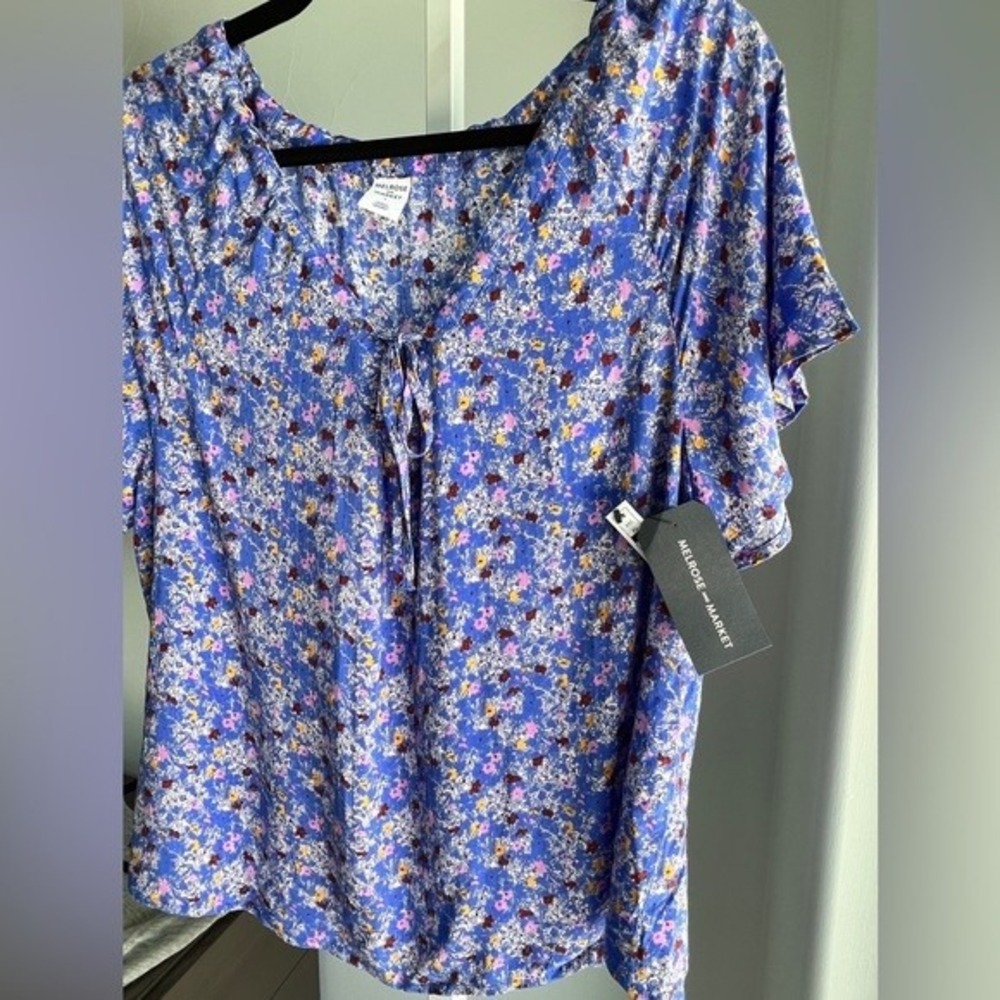 Melrose and Market Blue Abstract Ditsy Floral Print Tie Neck Top M